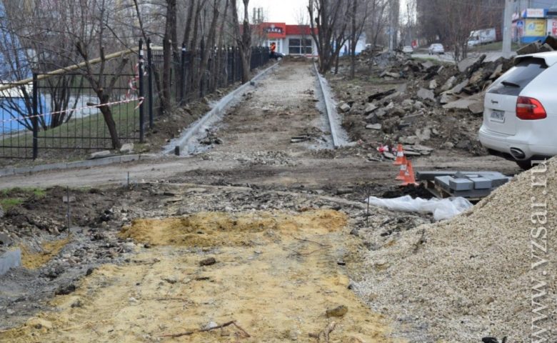 Михаил Исаев о ремонте тротуаров и дорог: «Ко всем подрядчикам жесткие требования»