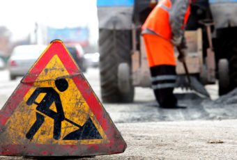 Саратов получил миллиард рублей на дороги