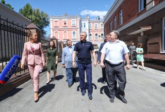 Вячеслав Володин потребовал законодательно решить проблему нелегальных застроек в Саратове