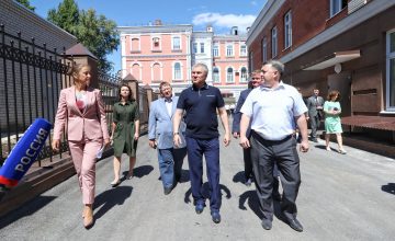 Вячеслав Володин потребовал законодательно решить проблему нелегальных застроек в Саратове