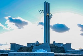 После реставрации звезда вновь украшает мемориал «Журавли»