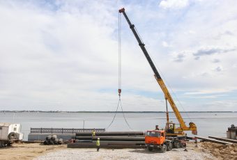 Продолжается строительство пляжа в Саратове