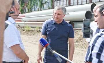 Вячеслав Володин призвал заказчиков не «прятать голову в песок» и не стоять в стороне