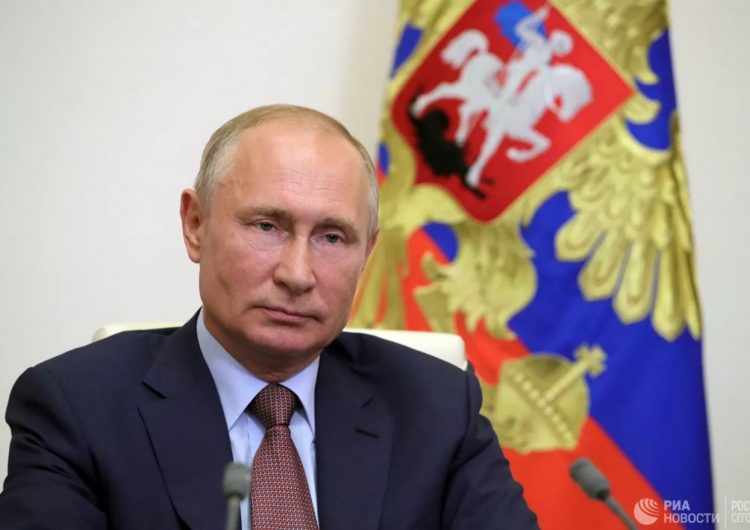 Владимир Путин поддержал присвоение звания «Город трудовой доблести» 20 городам