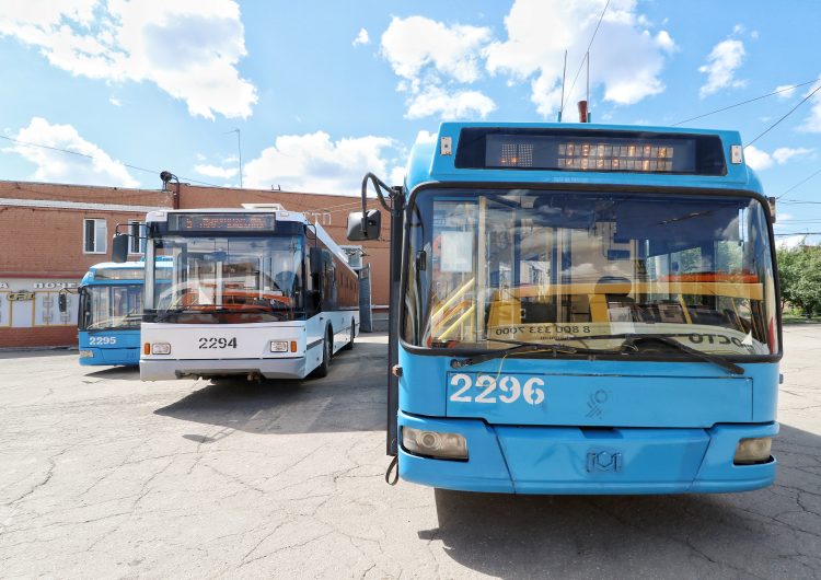 В Саратов прибыли еще 6 московских троллейбусов