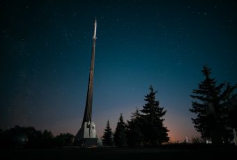 В Москве заканчивают работы по реставрации стелы для Парка покорителей космоса