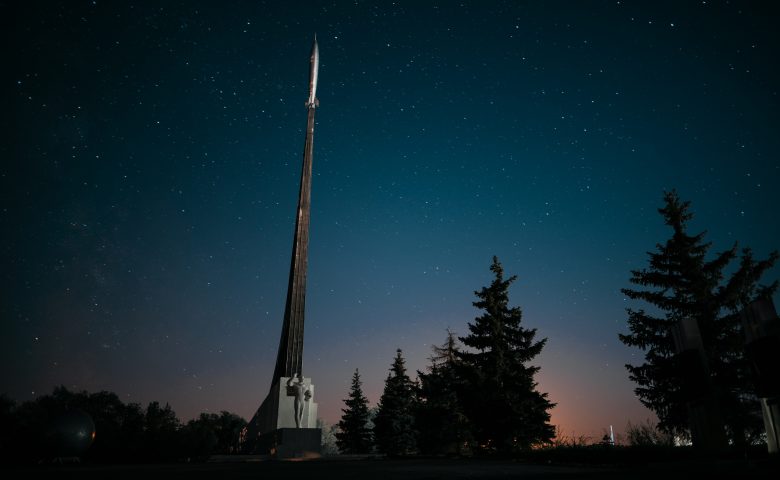 В Москве заканчивают работы по реставрации стелы для Парка покорителей космоса