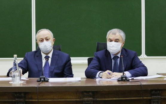 О наличии лекарств, о простое КТ и неэффективном управлении