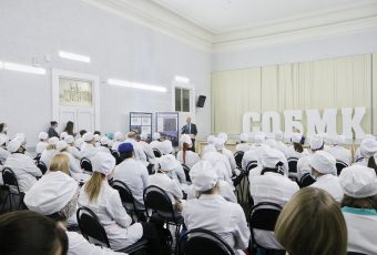 Вячеслав Володин встретился со студентами медицинских колледжей