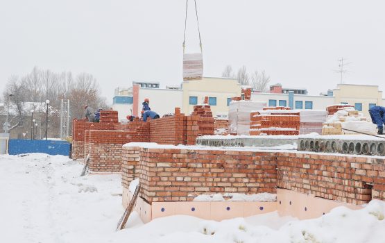 Землю под строительство жилья для медиков могут начать передавать без конкурса
