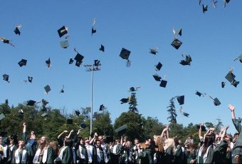 Вячеслав Володин поздравил студентов и Татьян с праздником