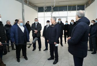 Вячеслав Володин посетил строящуюся инфекционную больницу в Саратове