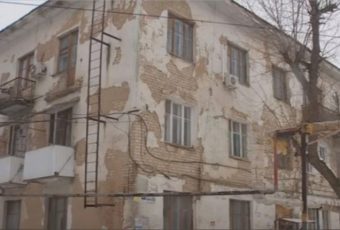 Жители Летного городка выживают в собственных домах