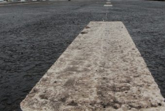 В двух районах Саратова планируют отремонтировать все тротуары