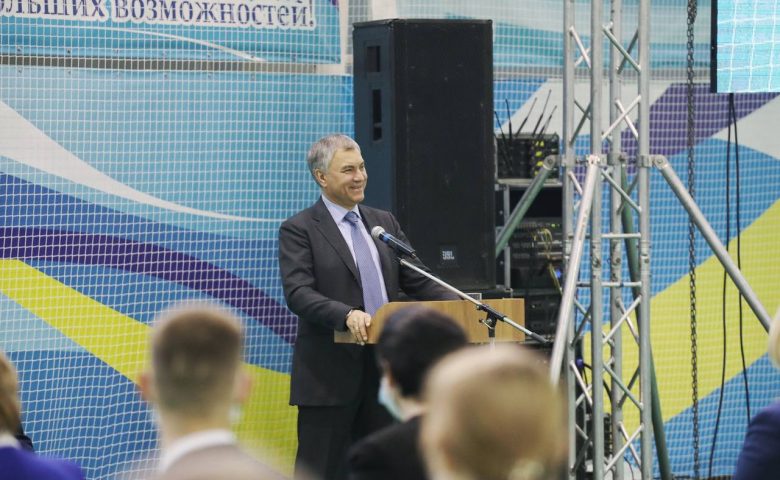 Директор школы в Базарном Карабулаке: инициативы Вячеслава Володина работают для людей