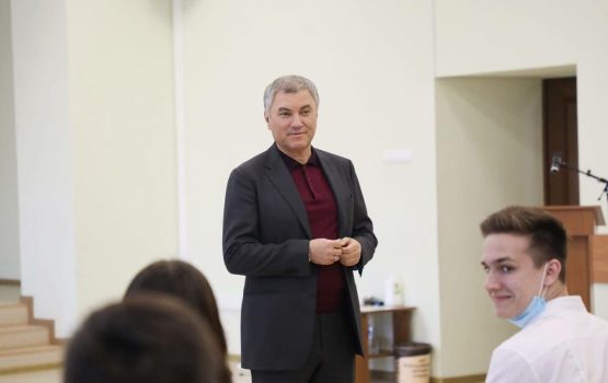 Вячеслав Володин сегодня будет работать в Саратовской области