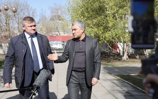 Вячеслав Володин проверил ход строительства пляжа