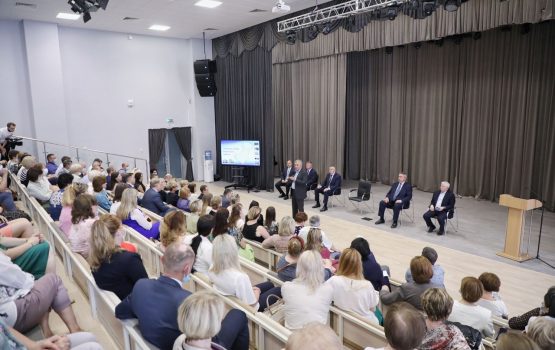 Вячеслав Володин встретился с жителями Кировского района Саратова