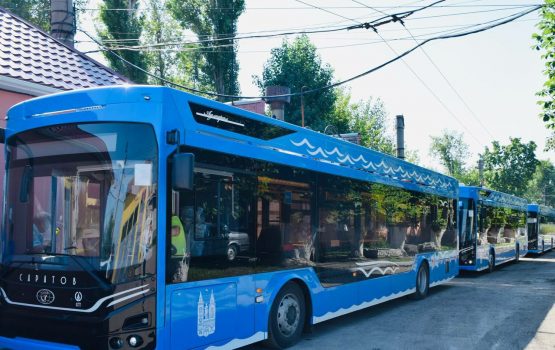 Еще 7 новых троллейбусов приехали с энгельсского завода на СГЭТ