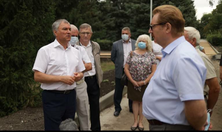 Вячеслав Володин осмотрел строительство парка «Солнечный» в Балашове