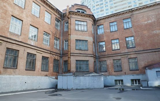 Саратовская область получит около 990 млн рублей в виде межбюджетных трансфертов на капитальный ремонт школ