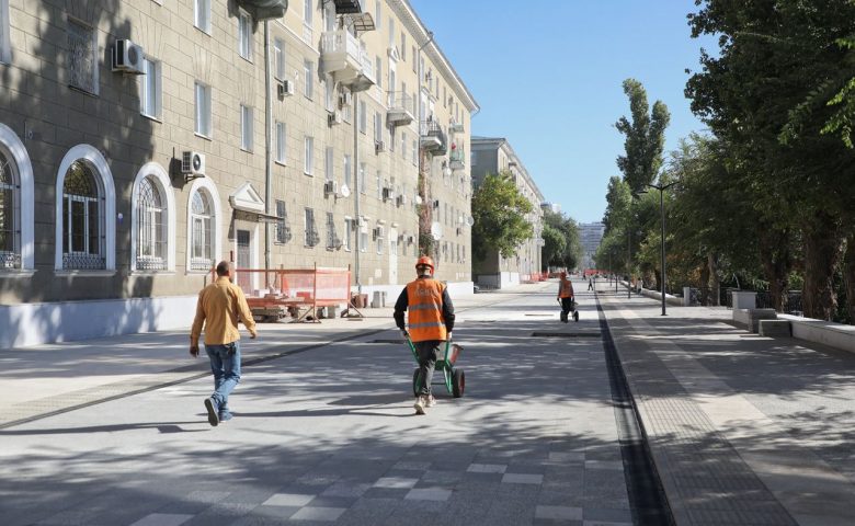 Вячеслав Володин ознакомился с ходом завершения работ по созданию 8-километровой пешеходной зоны