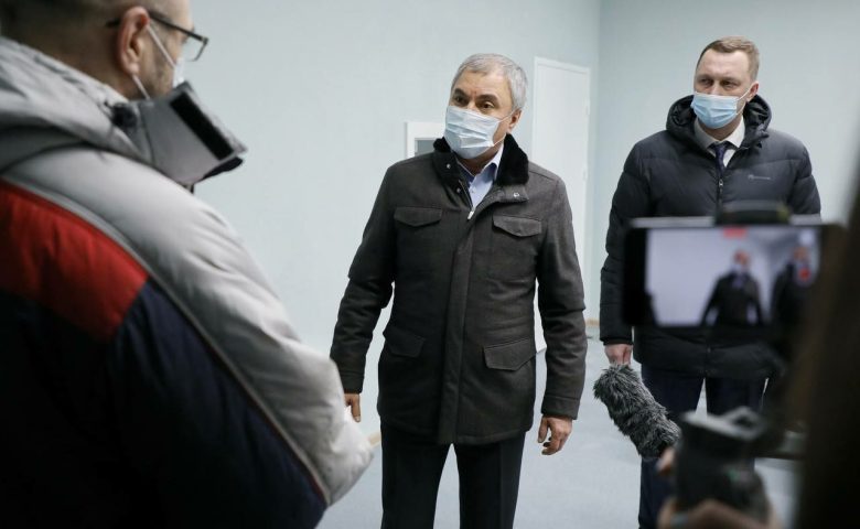 Что осталось за кадром во время рабочей поездки Вячеслава Володина в Саратов?