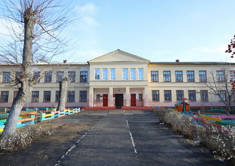 В Саратовской области отремонтируют 200 школ и детских садов
