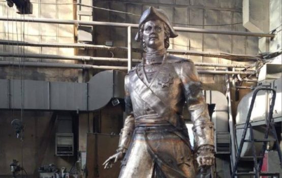 Завершается процесс создания скульптуры Петра I