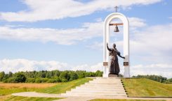 Памятник Саратовского скульптора установлен в Смоленской области