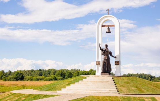 Памятник Саратовского скульптора установлен в Смоленской области