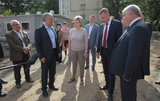 Володин обратился к министру образования региона