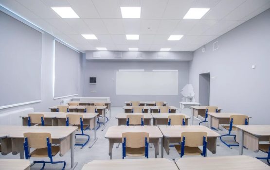 В школах необходимо повышать качество образования и предоставлять возможность ранней профориентации