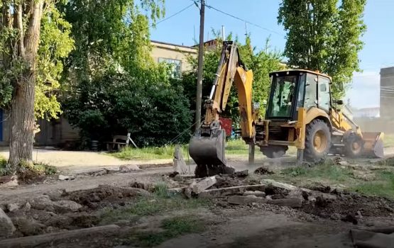 Володин: до октября этого года предстоит отремонтировать 371 двор в Саратове и провести паспортизацию