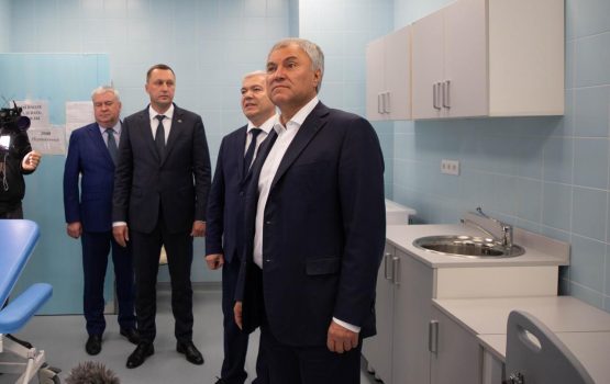 Володин о новом онкоцентре: в начале ноября здание будет передано врачам