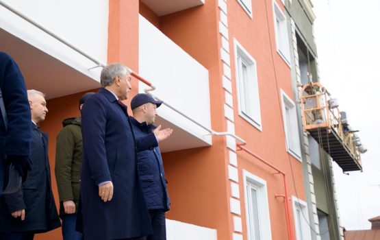 Володин в Хвалынске: дом для врачей должен быть сдан до конца 2024 года