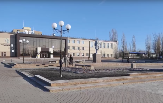 В ЗАТО Светлый завершено благоустройство площади и создан сквер рядом с Гарнизонным Домом культуры
