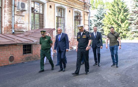 Володин посетил военный госпиталь №428 в Саратове