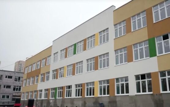 Государственной Думы Вячеслав Володин сегодня работает в своем избирательном округе