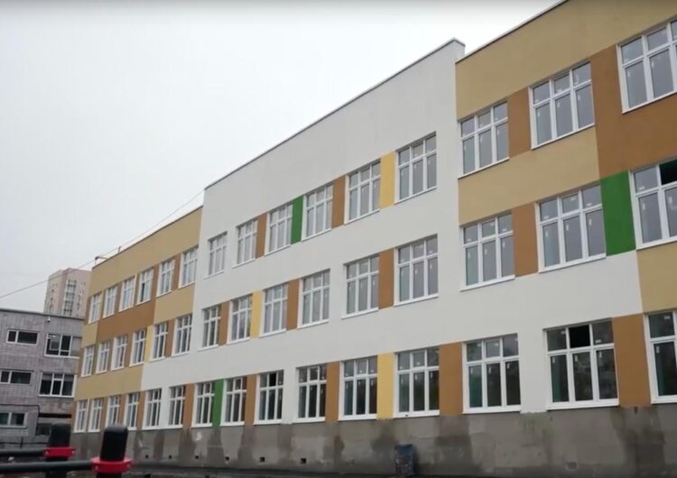 Государственной Думы Вячеслав Володин сегодня работает в своем избирательном округе
