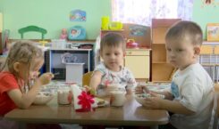 В области вводится бесплатное питание в школах, продленки и посещение&hellip;