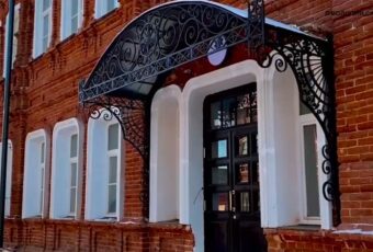 В Петровске завершилась реставрация здания бывшего духовного училища