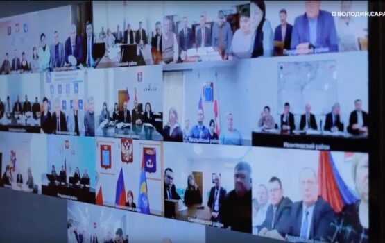 В Москве прошло совещание по вопросу организации питания детей в школах Саратовской области