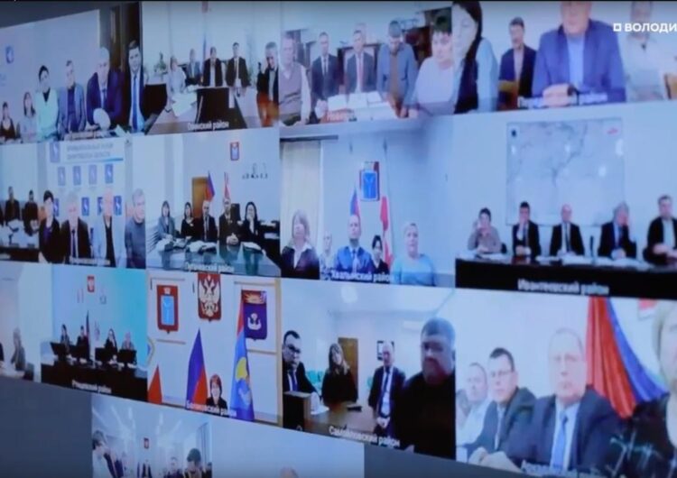 В Москве прошло совещание по вопросу организации питания детей в школах Саратовской области