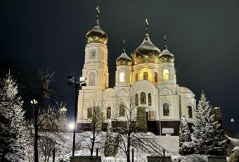 ВЕЛИКИЙ ПРАЗДНИК