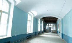 Володин: в Саратове необходимо спасать здание бывшего авиационного техникума