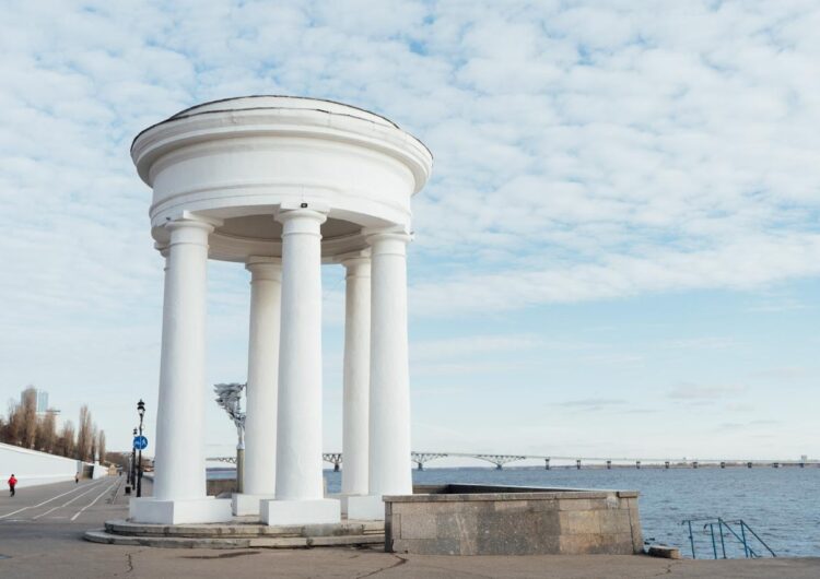 Развитие малого бизнеса и набережной Саратова