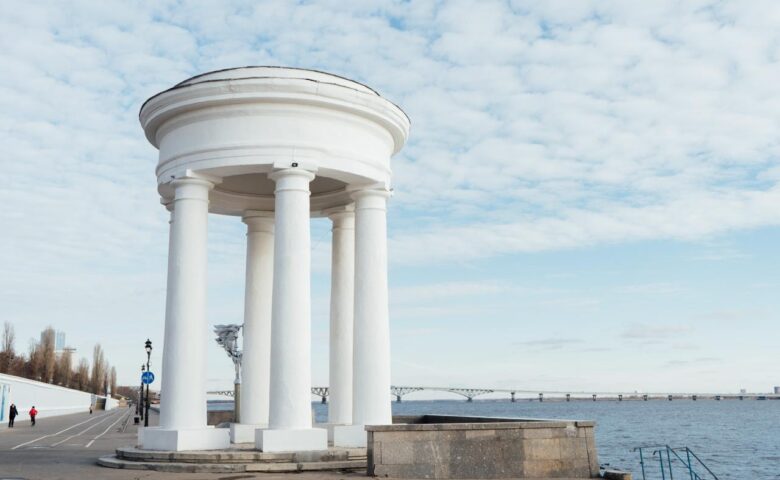 Развитие малого бизнеса и набережной Саратова