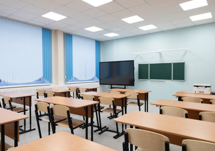 О новых пристройках к школам Саратова