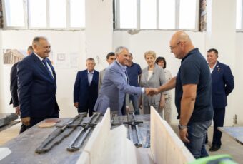 Володин ознакомился с реставрацией ГДО в Энгельсе